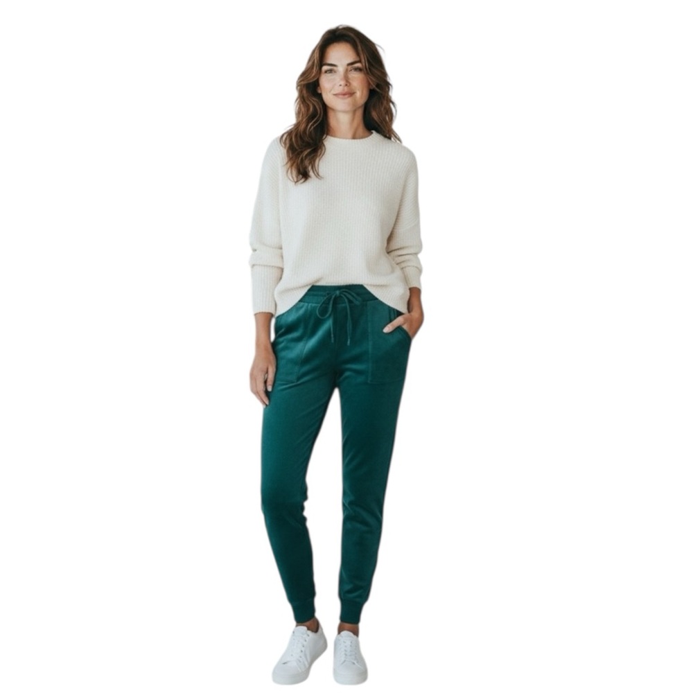 NWT Stars Above Velour Jogger Athleisure Holiday Winter Christmas Cabin Core